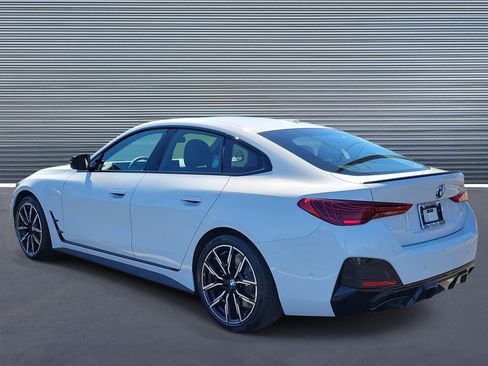 New 2026 BMW M440i w/ Premium Package image 4