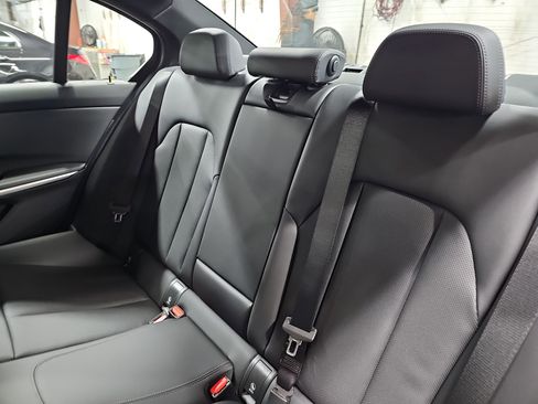 New 2026 BMW 330i Sedan w/ M Sport Package image 15