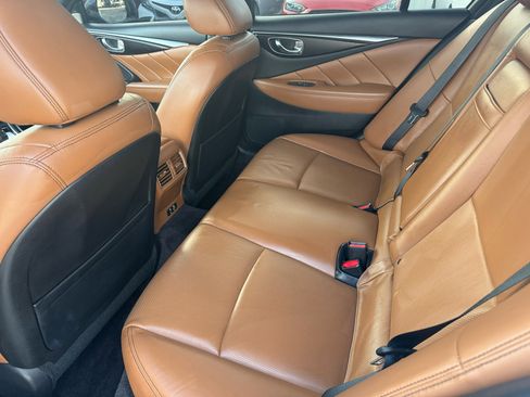 Used 2024 INFINITI Q50 Sensory image 16