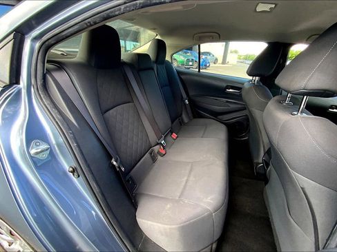 Used 2020 Toyota Corolla LE image 27