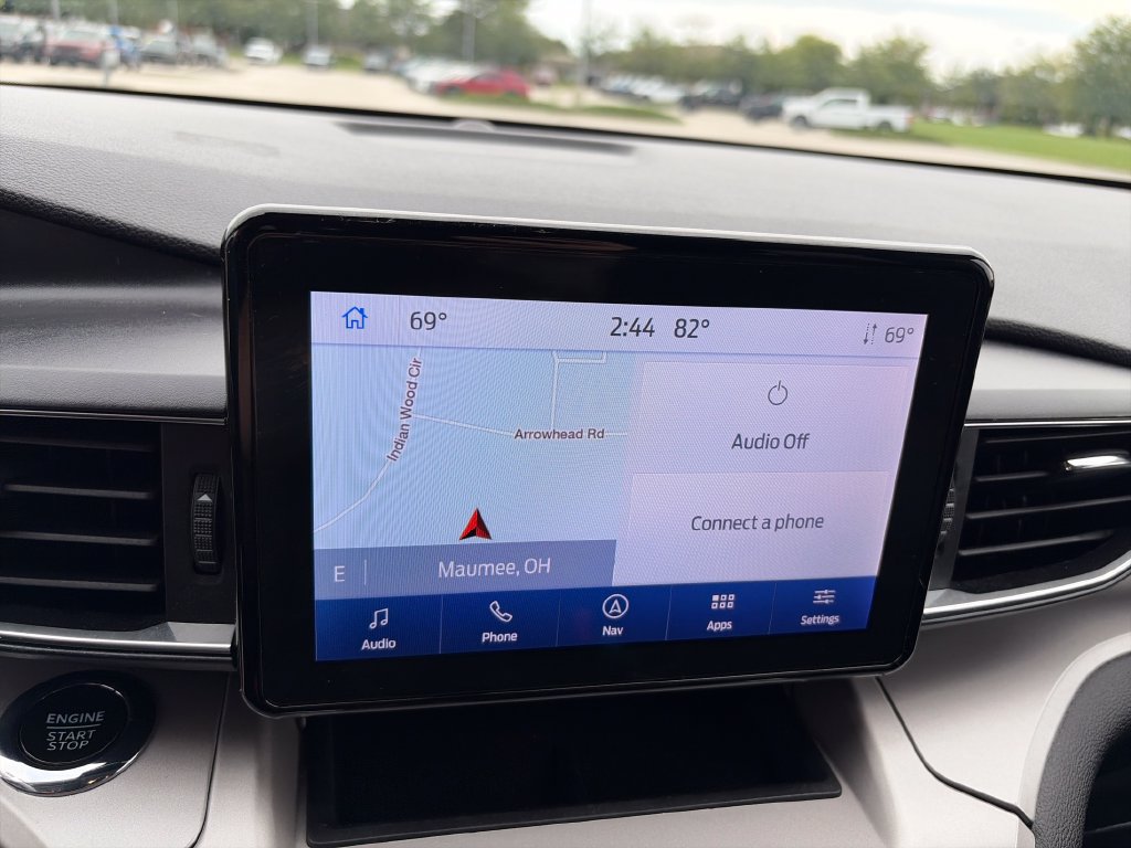 Used 2023 Ford Explorer XLT w/ Equipment Group 202A AWD/4WD image 19