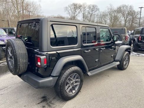 Certified 2024 Jeep Wrangler Sport S image 6