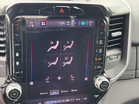 New 2026 RAM 2500 Big Horn AWD/4WD image 16