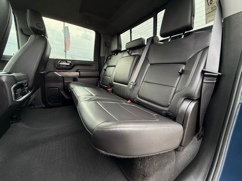 Used 2020 Chevrolet Silverado 2500 LTZ w/ LTZ Premium Package image 25