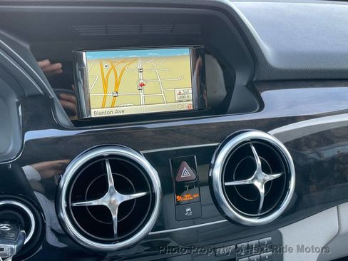 Used 2014 Mercedes-Benz GLK 350 4MATIC image 21