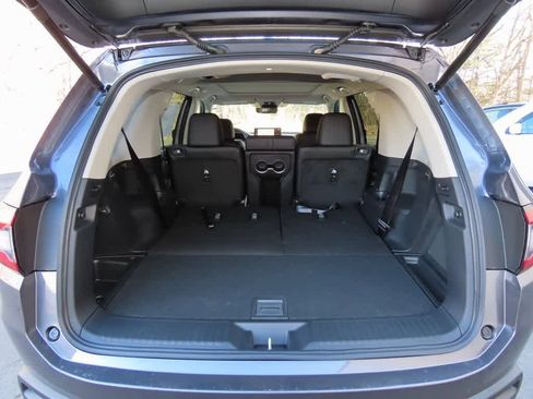 New 2026 Honda Pilot Touring image 12