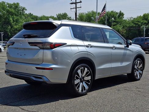 Used 2025 Mitsubishi Outlander SEL AWD/4WD image 6
