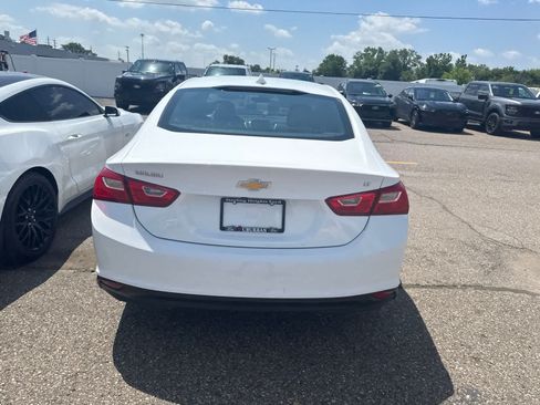 Used 2023 Chevrolet Malibu LT FWD image 16