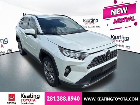Used 2020 Toyota RAV4 Limited FWD image 1