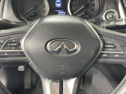 Used 2020 INFINITI Q50 Luxe AWD/4WD image 19