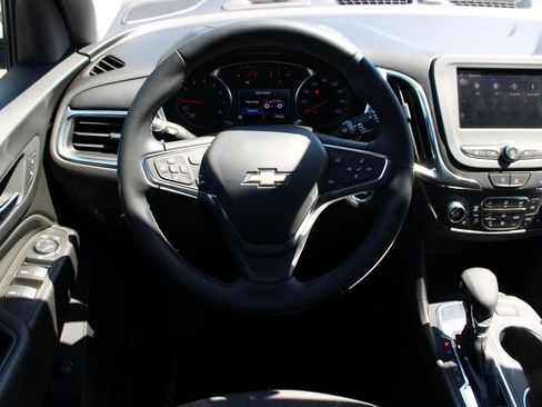 Certified 2024 Chevrolet Equinox LT FWD image 16