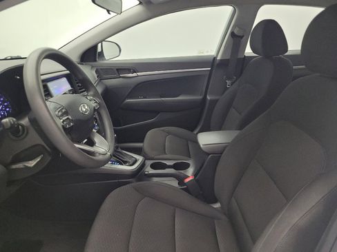 Used 2019 Hyundai Elantra SE w/ Cargo Package FWD image 17
