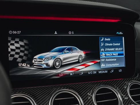 Used 2019 Mercedes-Benz E 63 AMG S image 70