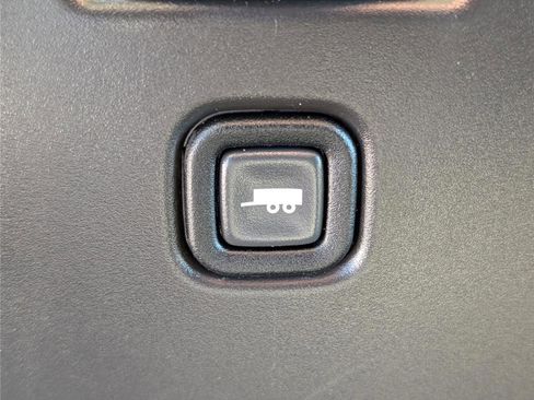 Used 2023 Chevrolet Express 3500 LS image 25