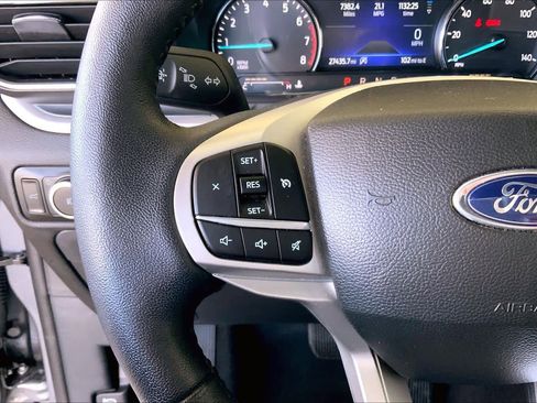 Used 2023 Ford Explorer XLT w/ Equipment Group 202A image 22