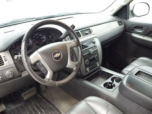 Used 2008 Chevrolet Tahoe LT w/ LT Preferred Equipment Group AWD/4WD image 19