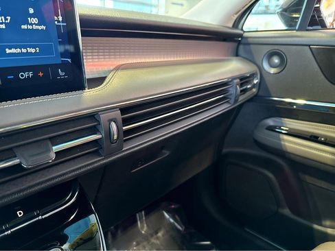 Used 2023 Lincoln Corsair Reserve w/ Equipment Group 202A AWD/4WD image 26