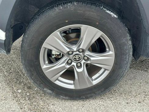 Used 2024 Toyota RAV4 XLE image 7