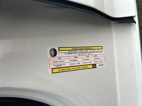 Used 2019 RAM 1500 Big Horn image 32