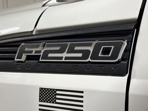 Used 2015 Ford F250 XL w/ FX4 Off-Road Package AWD/4WD image 25