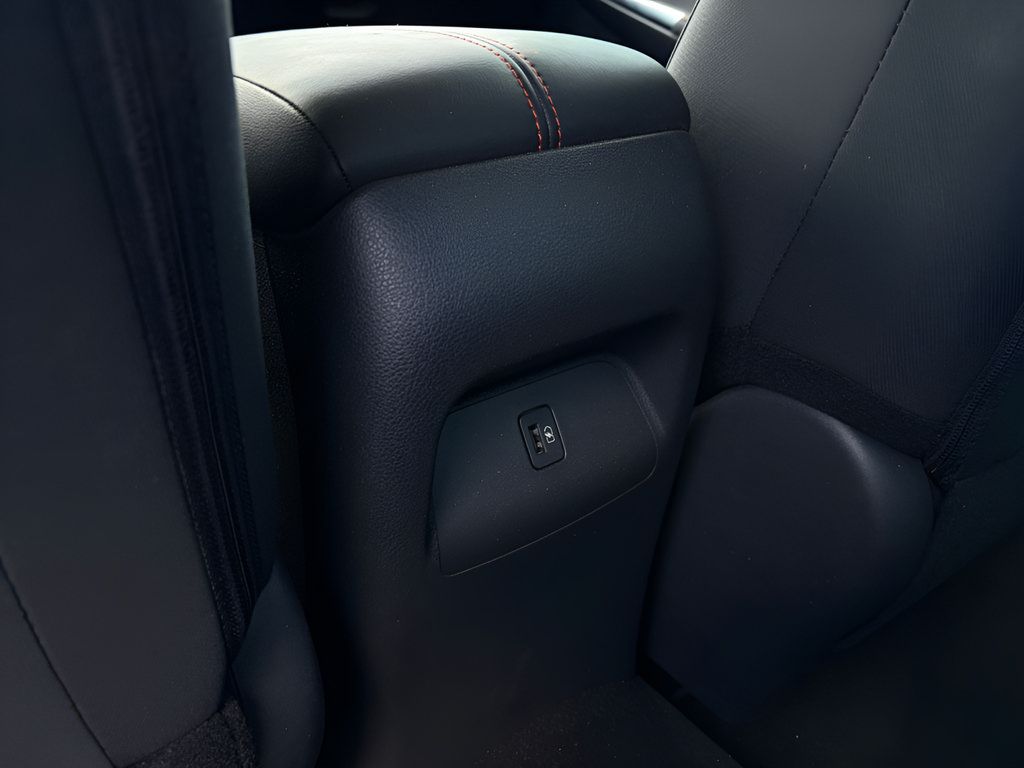 Used 2025 Nissan Sentra SR FWD image 20