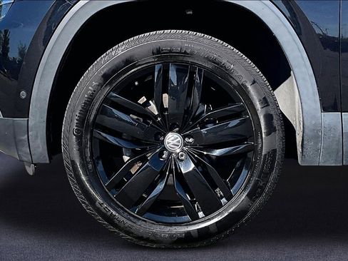 Used 2018 Volkswagen Atlas SEL Premium AWD/4WD image 35
