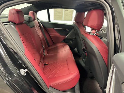 Certified 2025 BMW 530i image 29