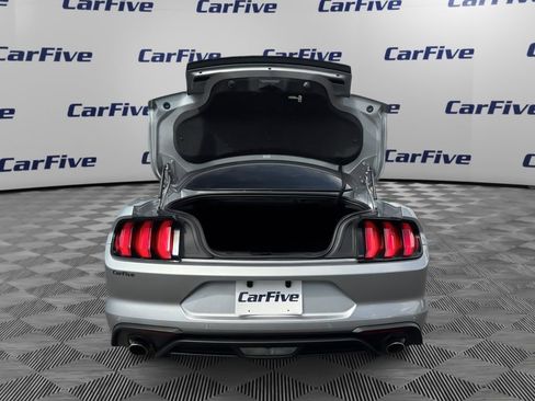 Used 2022 Ford Mustang Premium RWD image 11