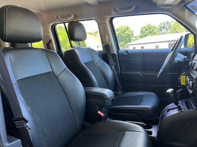 Used 2017 Jeep Patriot Sport w/ Power Value Group FWD image 23
