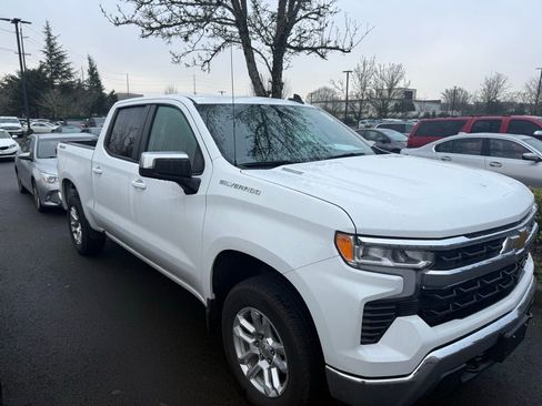 Used 2024 Chevrolet Silverado 1500 LT image 6