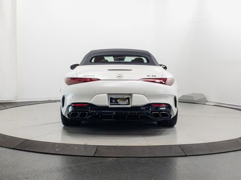 Used 2023 Mercedes-Benz SL 63 AMG 4MATIC w/ Driver Assistance Package image 32