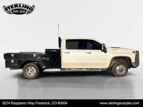 Used 2020 Chevrolet Silverado 3500 High Country w/ LPO, Hitch Package image 6