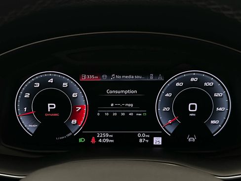Used 2026 Audi SQ8 Prestige AWD/4WD image 26