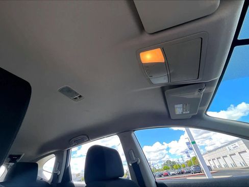 Used 2013 Nissan Rogue S FWD image 13