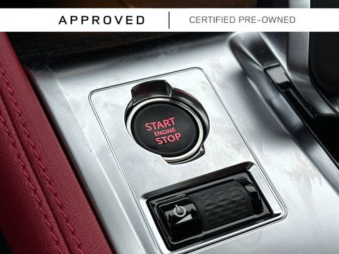 Used 2025 Jaguar F-PACE R-Dynamic S AWD/4WD image 14