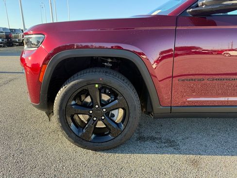New 2026 Jeep Grand Cherokee Limited w/ Limited Altitude Package RWD image 28