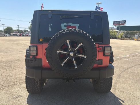 Used 2013 Jeep Wrangler Sport AWD/4WD image 4