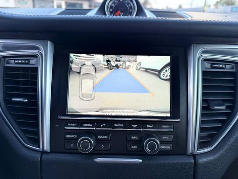 Used 2016 Porsche Macan S w/ Premium Package Plus AWD/4WD image 34