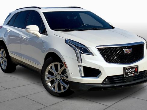 Used 2020 Cadillac XT5 Sportv image 2