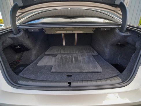 Used 2017 BMW 540i xDrive image 34