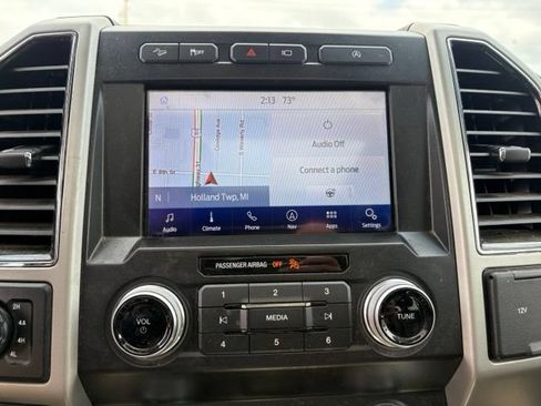 Used 2020 Ford F150 Lariat w/ Equipment Group 502A Luxury AWD/4WD image 24