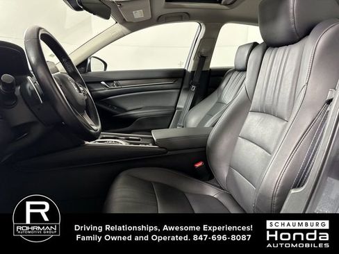 Used 2021 Honda Accord Touring image 4