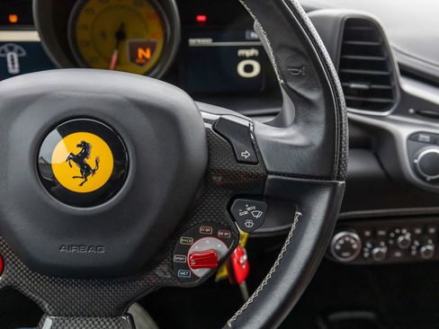 Used 2015 Ferrari 458 Italia Coupe image 42