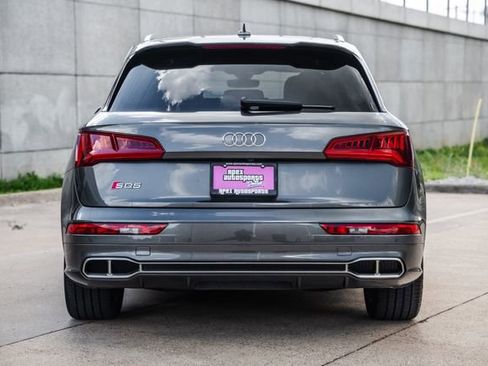 Used 2019 Audi SQ5 Premium Plus w/ Premium Plus Package image 16