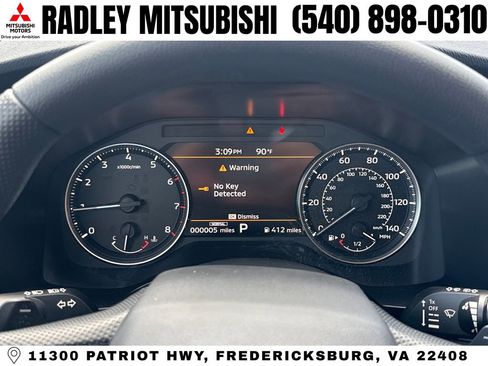 New 2026 Mitsubishi Outlander ES image 7