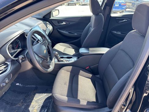 Used 2024 Chevrolet Malibu LT image 28