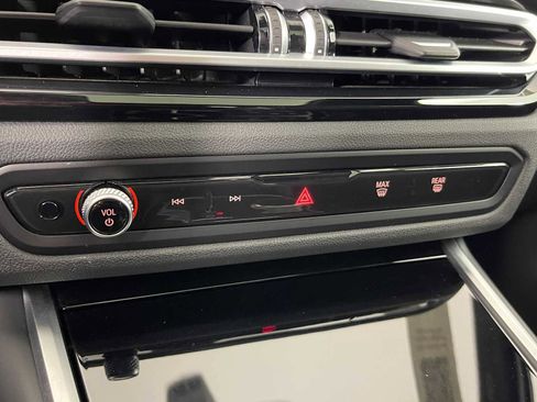 Used 2023 BMW i4 eDrive40 image 27