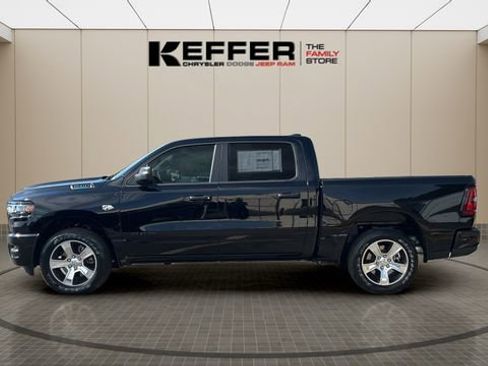 New 2026 RAM 1500 Express image 2