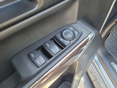 Used 2021 Chevrolet Silverado 1500 LT Trail Boss w/ Bed Protection Package AWD/4WD image 19