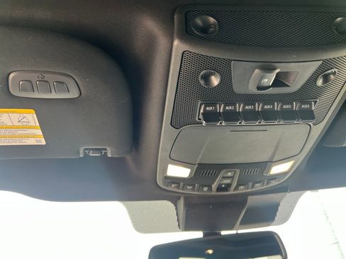 Used 2019 Ford F150 Raptor w/ Equipment Group 802A Luxury AWD/4WD image 16